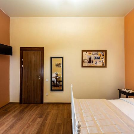 Post House Rooms Lviv Exterior photo