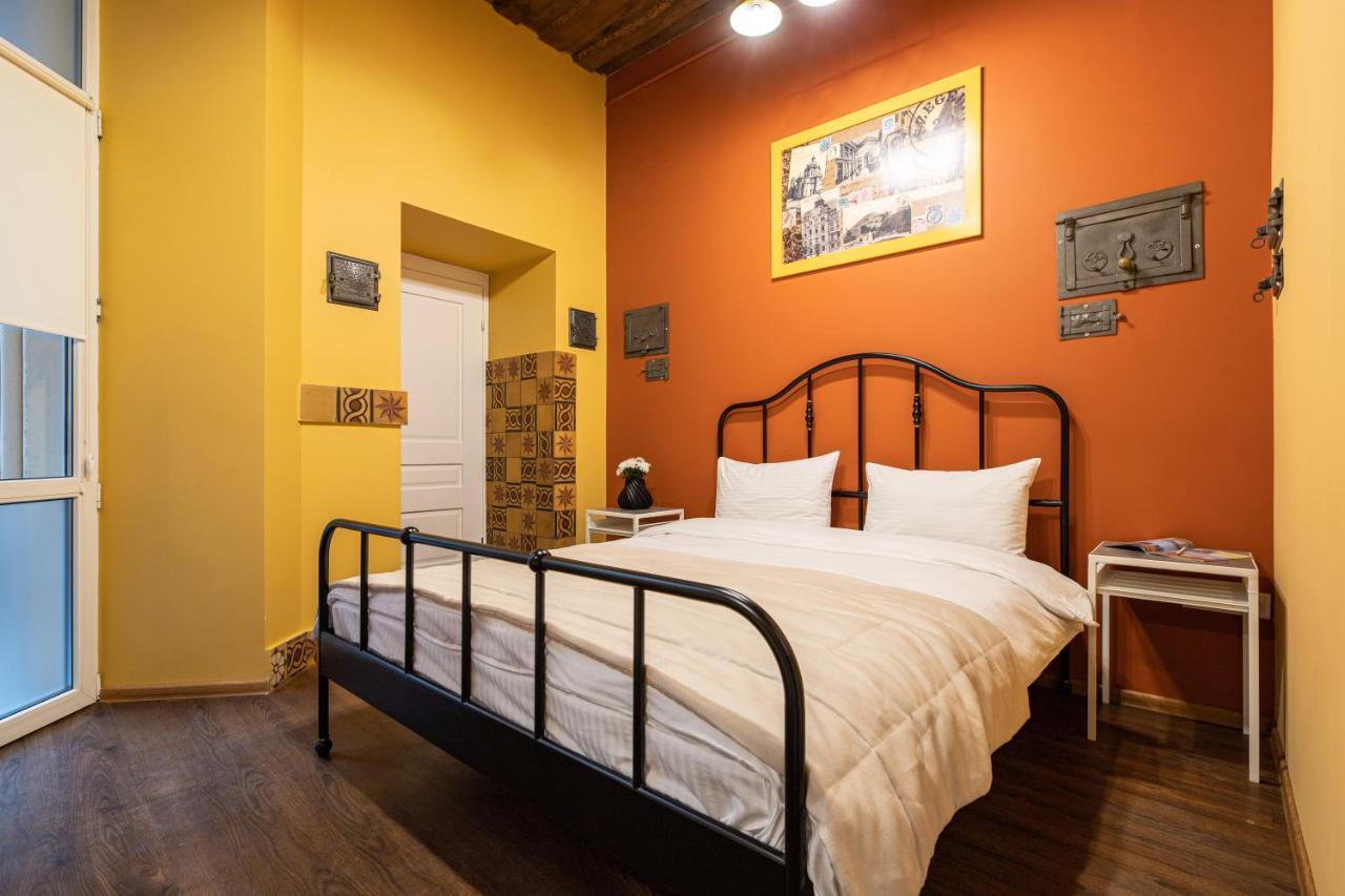 Post House Rooms Lviv Exterior photo